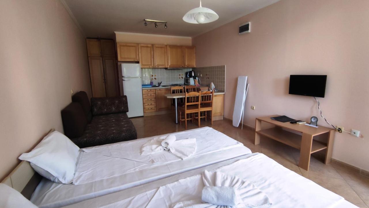 Marina Delfin Apartments - Top Location & Pet Friendly Sveti Vlas Exteriér fotografie