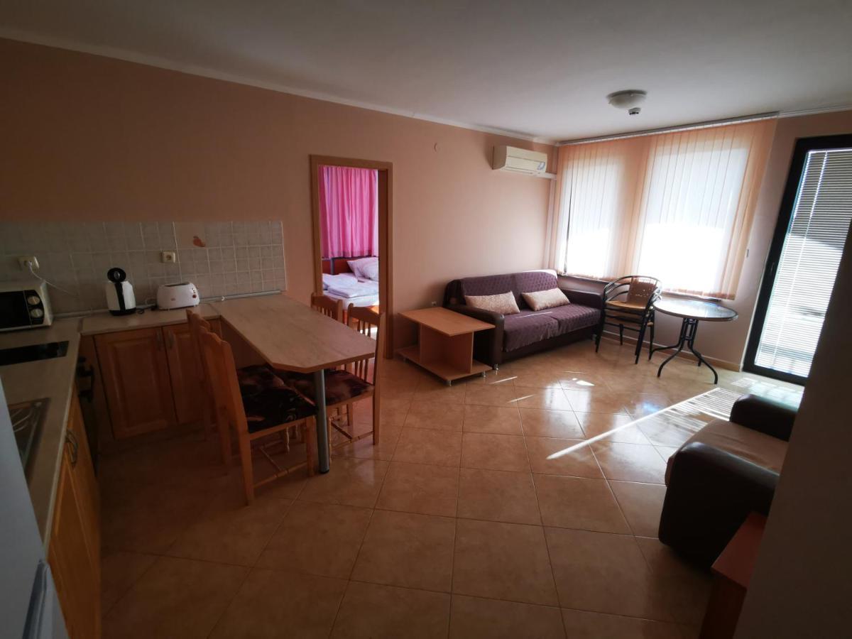 Marina Delfin Apartments - Top Location & Pet Friendly Sveti Vlas Exteriér fotografie