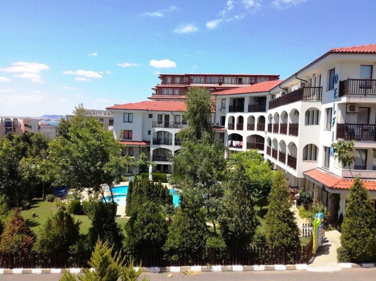 Marina Delfin Apartments - Top Location & Pet Friendly Sveti Vlas Exteriér fotografie